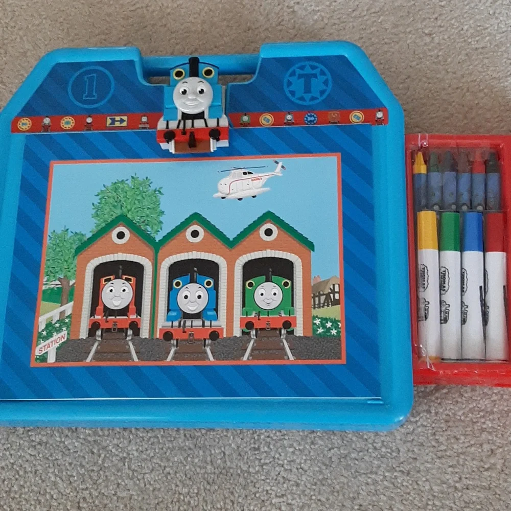 Thomas & Friends Art Desk with Markers,Crayons,Paper