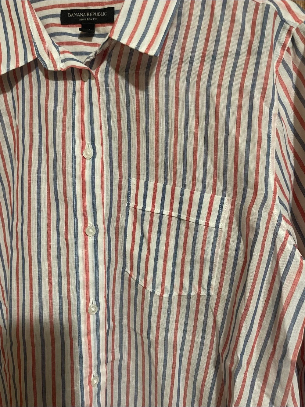 Banana Republic lightweight button