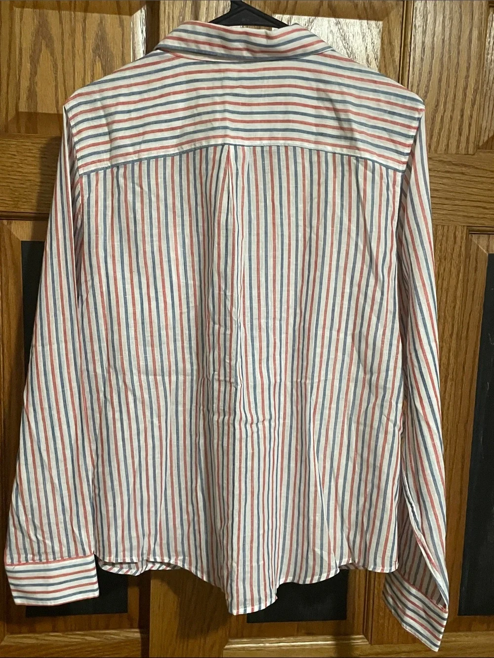 Banana Republic lightweight button