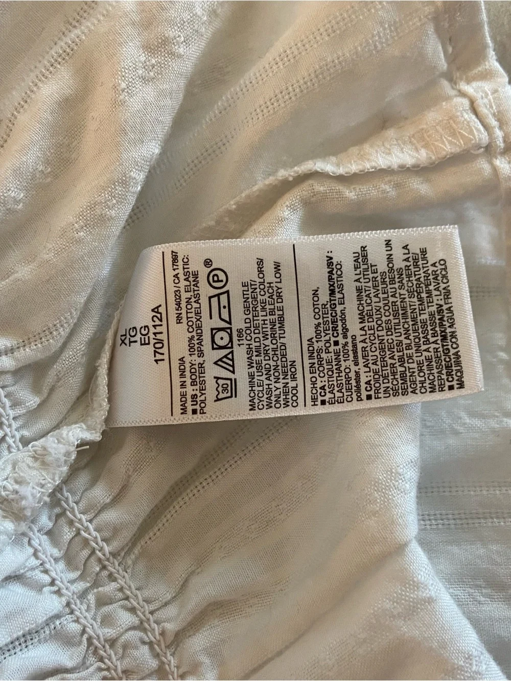Old Navy sleeves volume