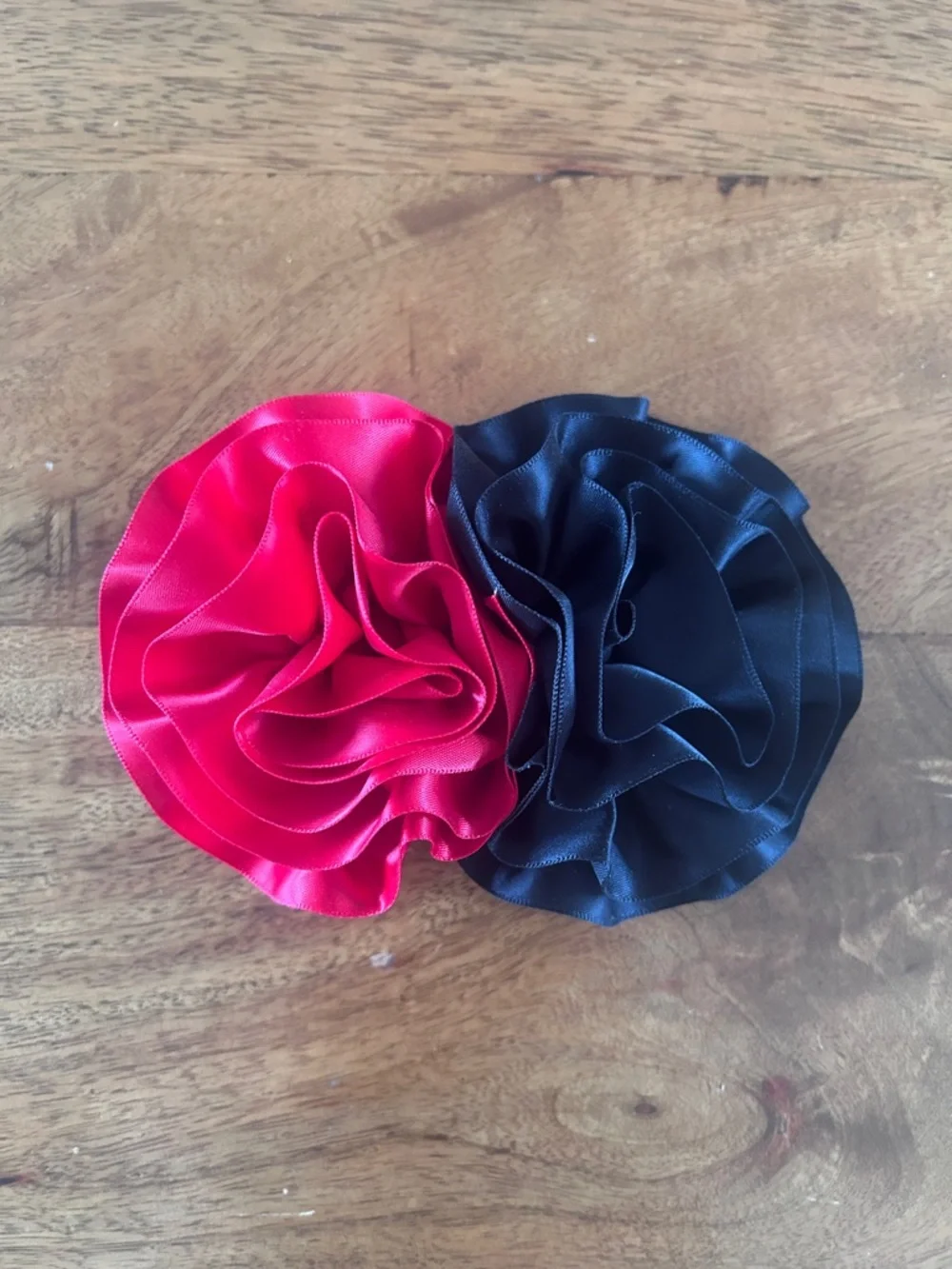 N/A large satin