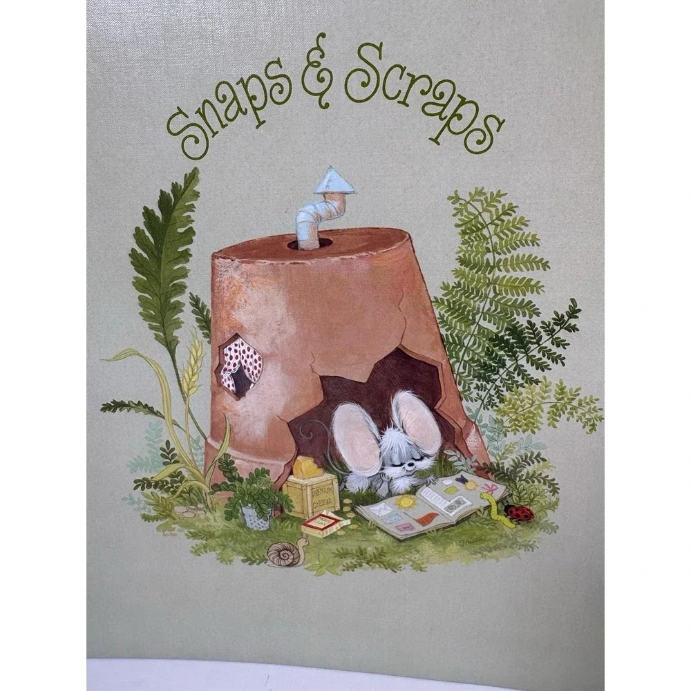 Vtg 1976 Hallmark Cheddar & Co. Snaps & Scraps Photo Album Mouse Scrapbook