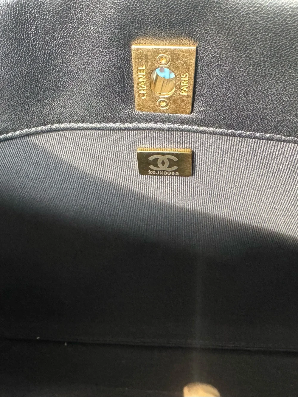 CHANEL classic black