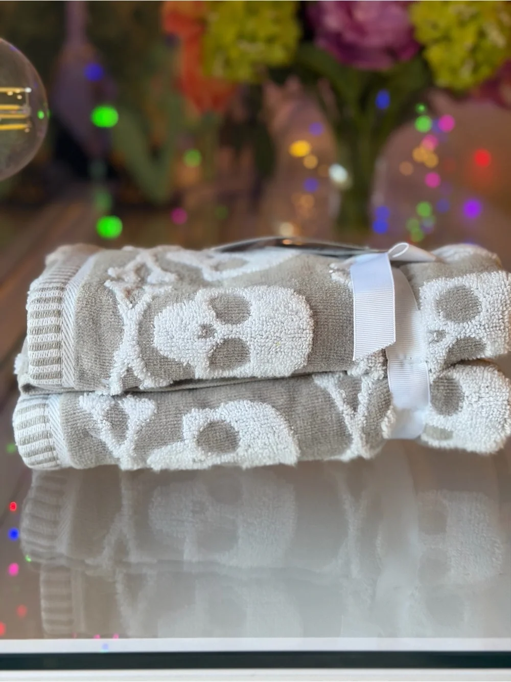 2 CARO HOME Halloween Gray White Skull Crossbones Skeleton Hand Towels Cotton