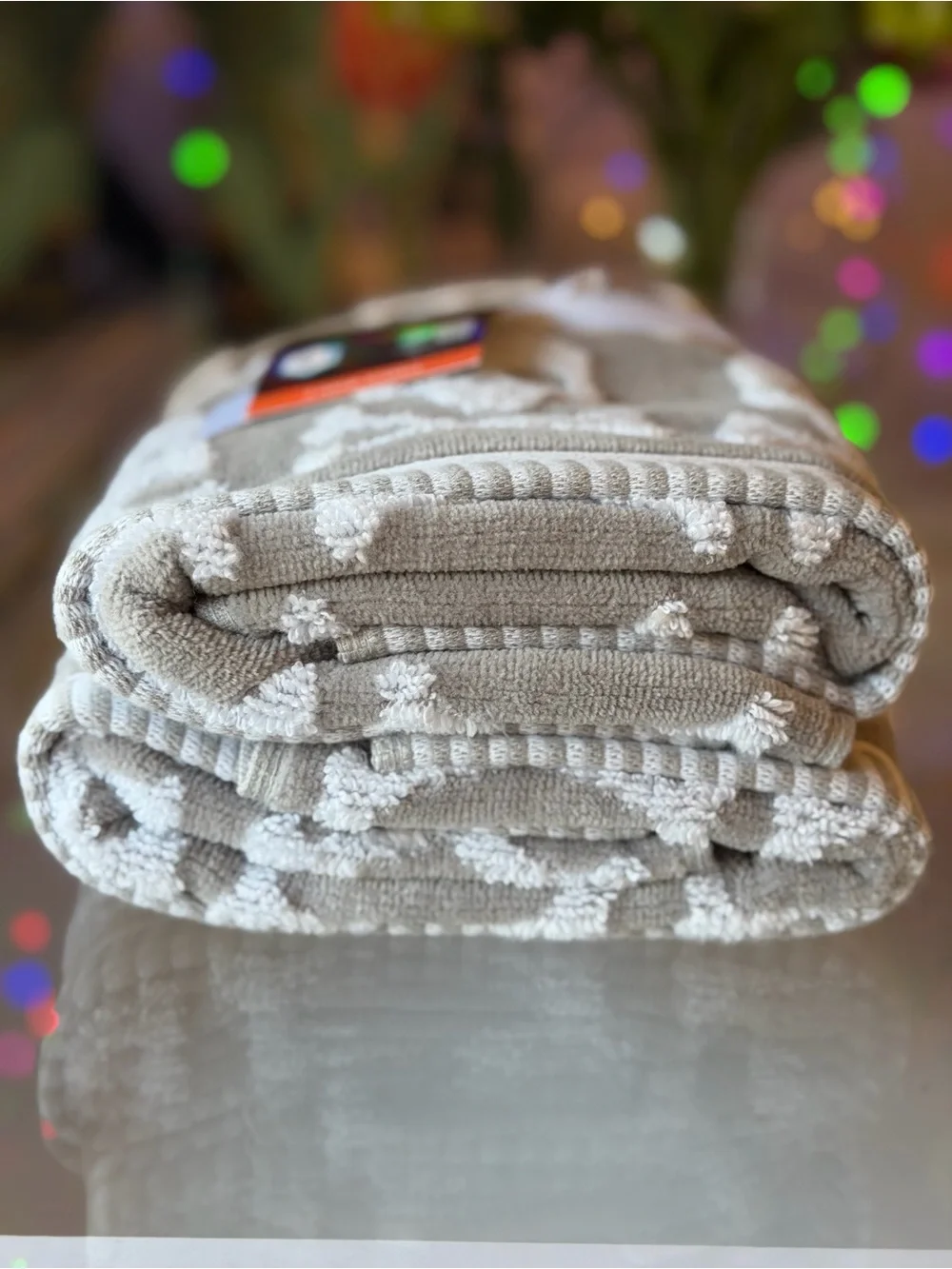 2 CARO HOME Halloween Gray White Skull Crossbones Skeleton Hand Towels Cotton
