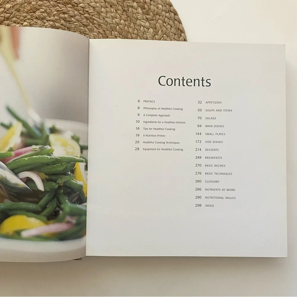 WILLIAMS-SONOMA Essentials of Healthful Cooking Cookbook