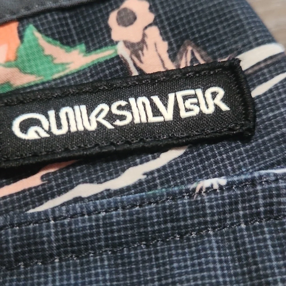 Quiksilver Surfsilk Mystic Sessions 19” Boardshorts Sixe 25' /10