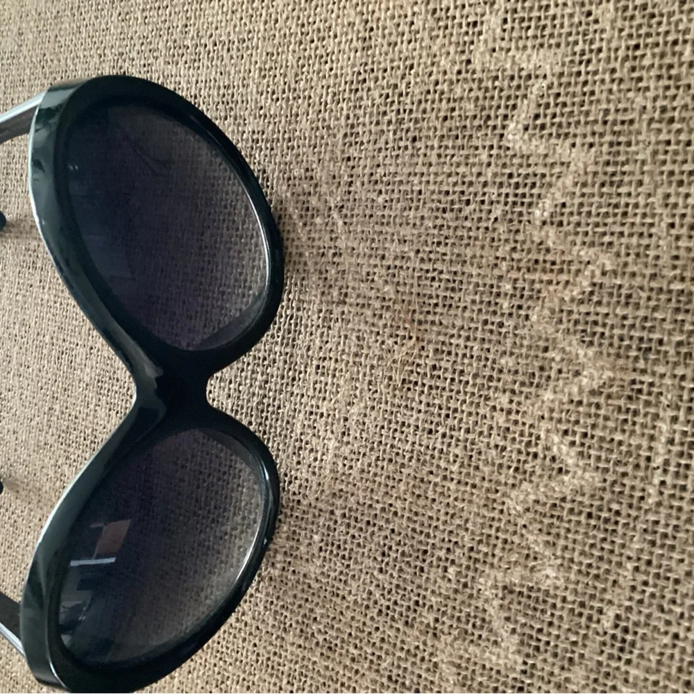N/A chic stylish