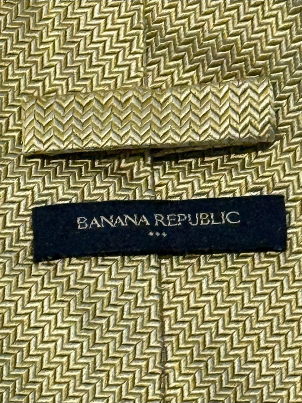 Banana Republic sleek banana
