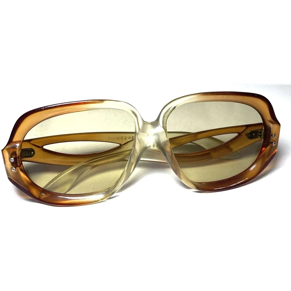Ted Lapidus age frames
