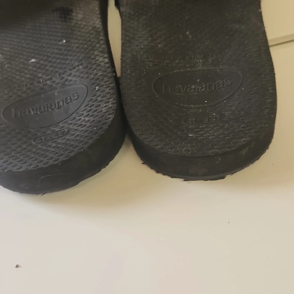 HAVAIANAS slides men's size 9/10 EUC black