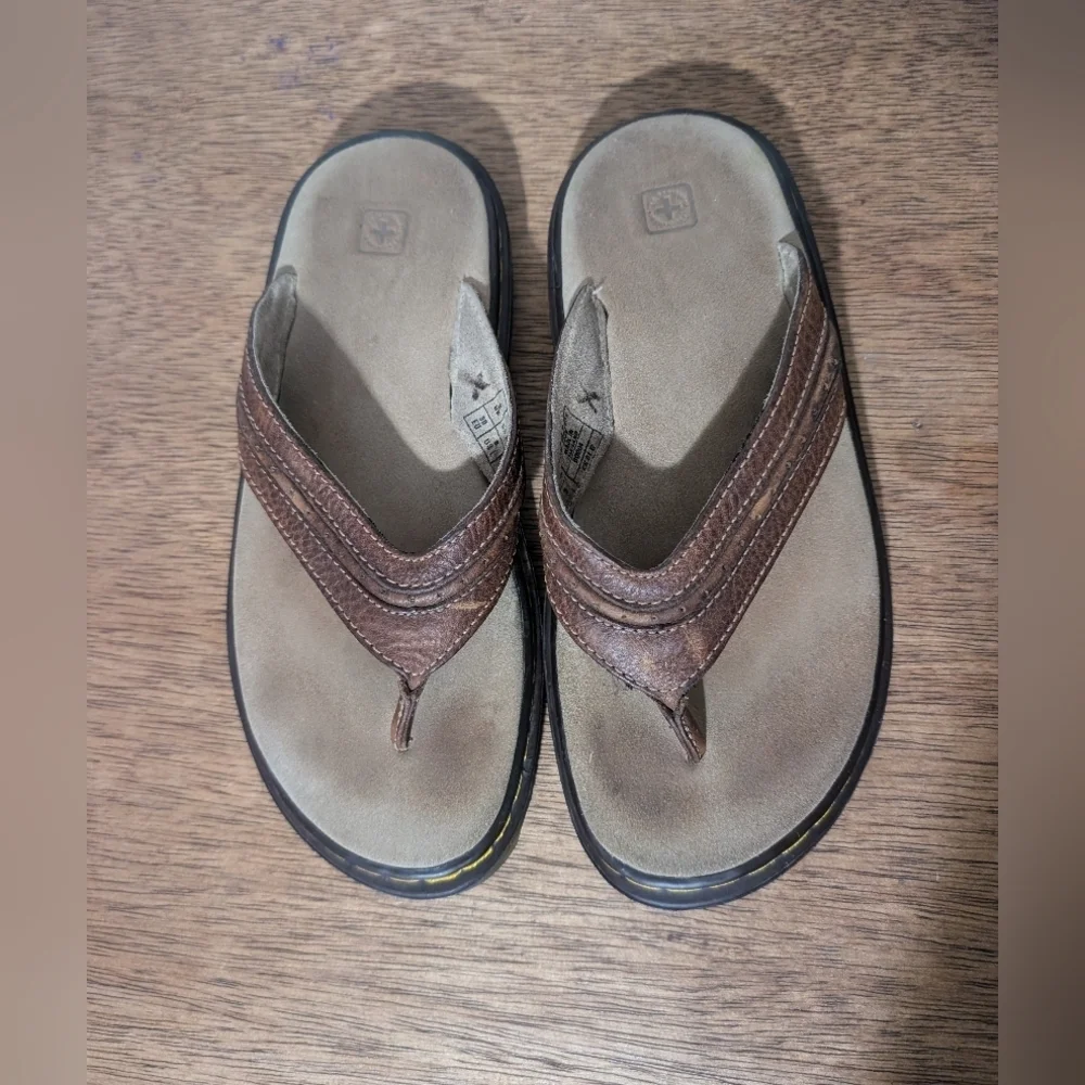 Dr. Martens Tan and Brown Flip-Flops Unisex Size 8 In Women's Size