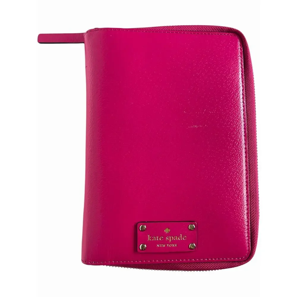 kate spade has see slot