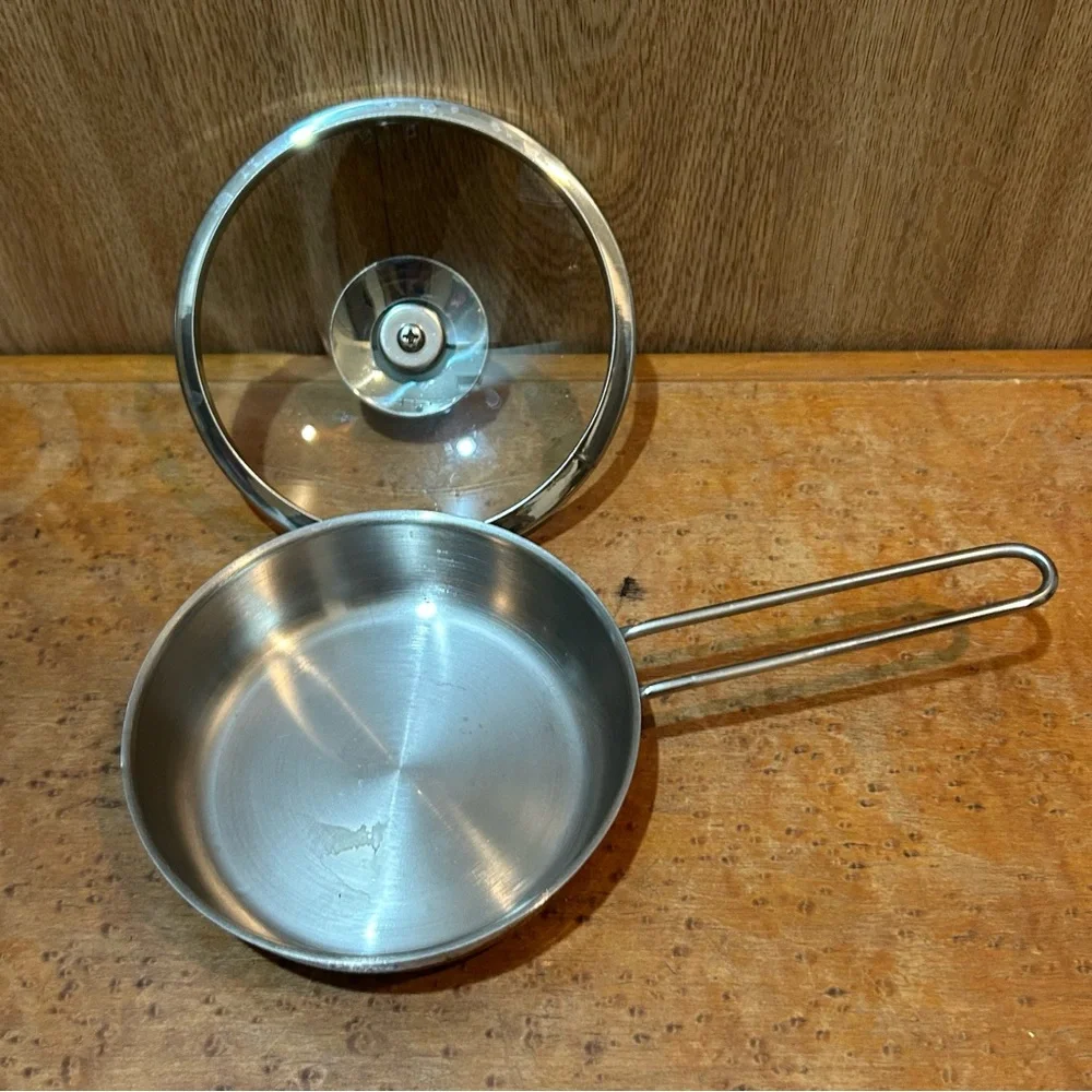 CafePlay Small Wonder Toys 2Pc Cook Set Frying Pan And Lid 5”