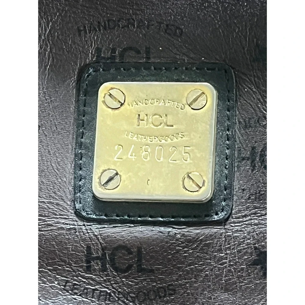 Hcl metal ample shown