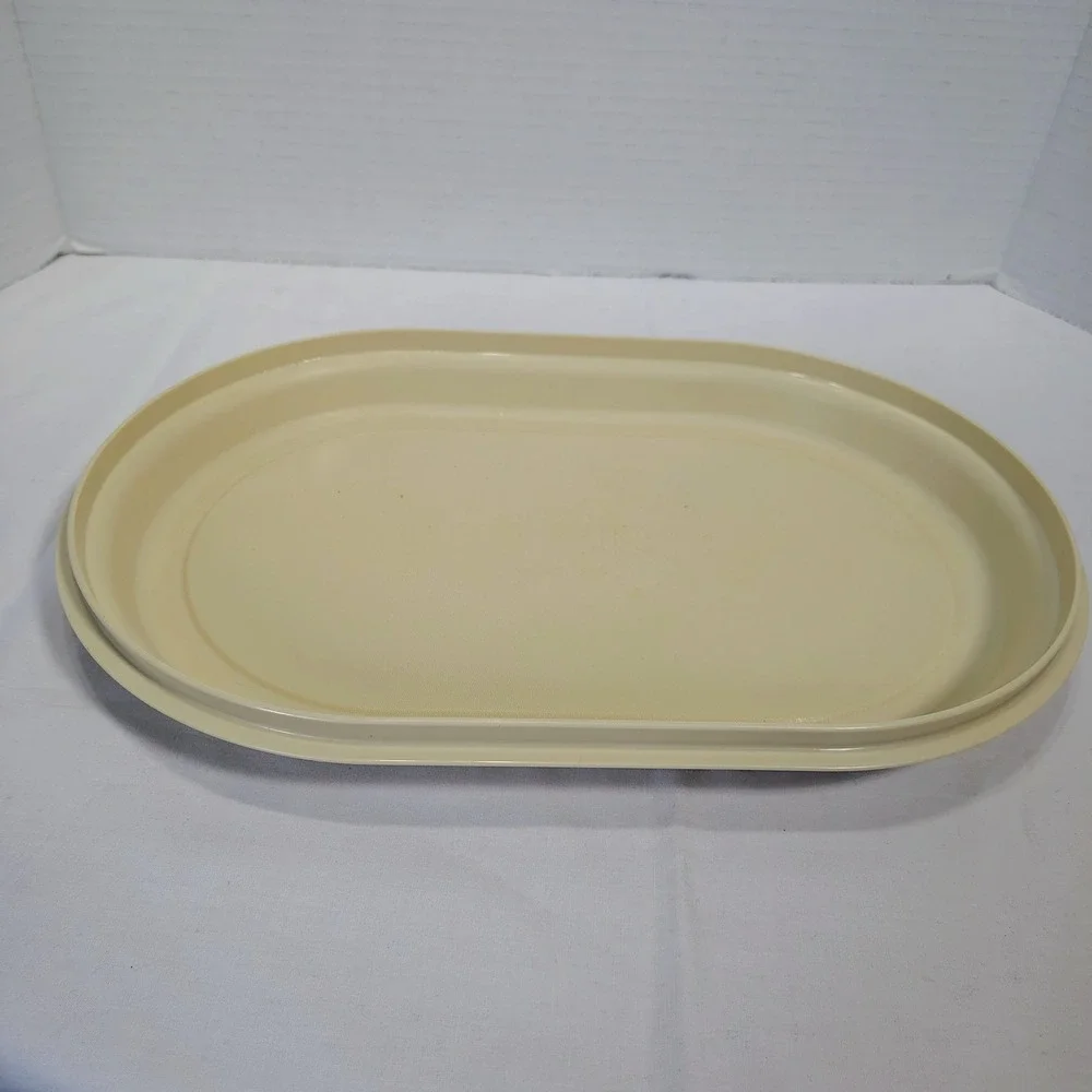 Tupperware versatile three