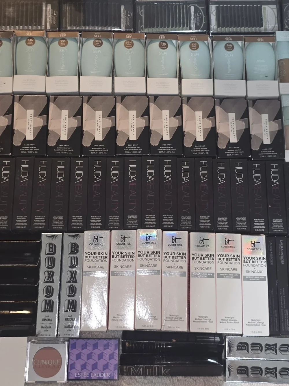 IT Cosmetics Your Skin But Better Foundation - White & Black Packaging