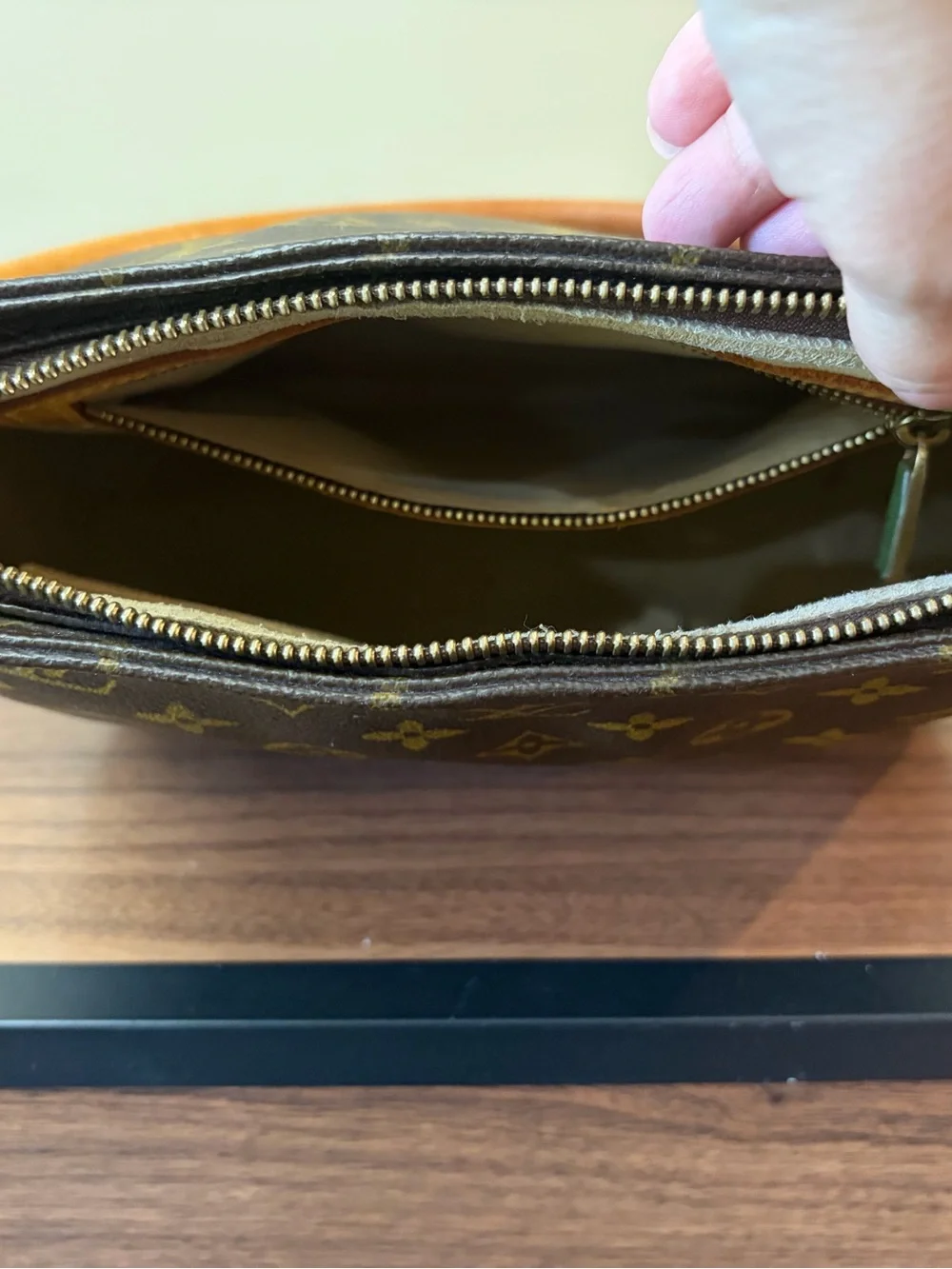 Louis Vuitton louis vuitton