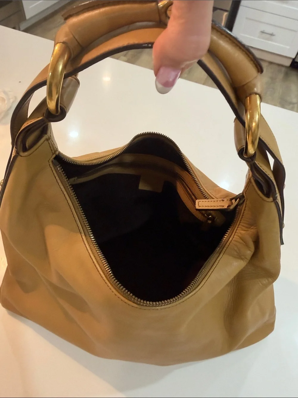 GUCCI-Tom Ford Hobo Shoulder Bag - Deep mustard/tan color Leather ..