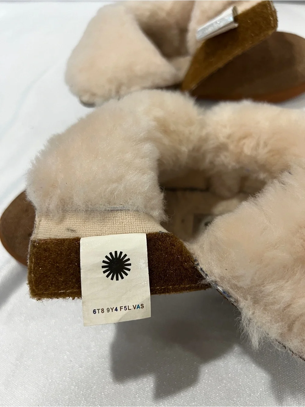 UGG Kids Keelan Boots Size 9 Brown WOOL blend Lining