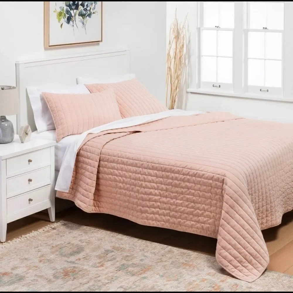‎Project 62 garment washed channel stitch quilt