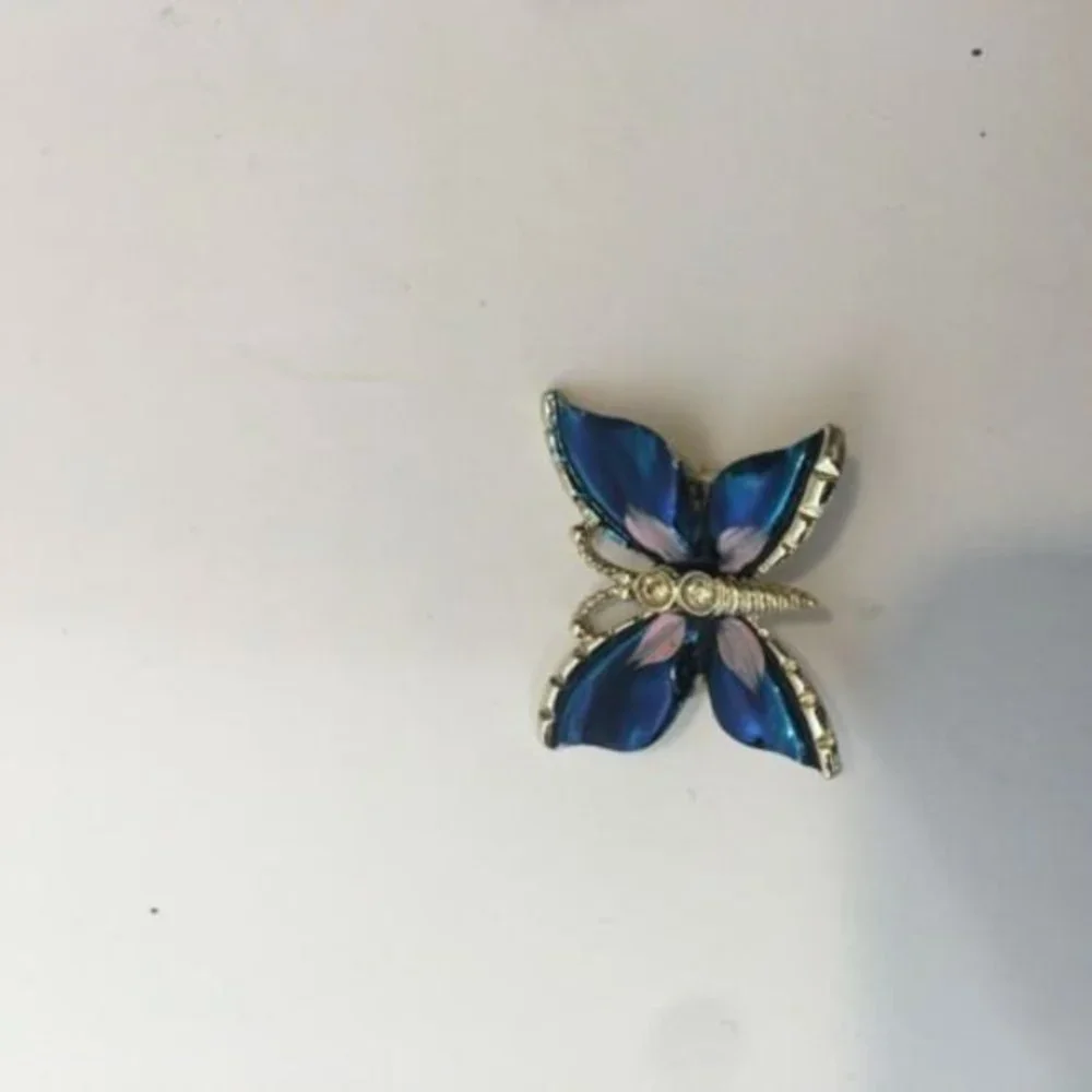 N/A beautiful blue