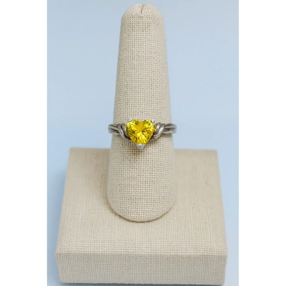 Vintage Sterling Silver Yellow Heart Shaped Citrine Stone Statement Ring Dainty