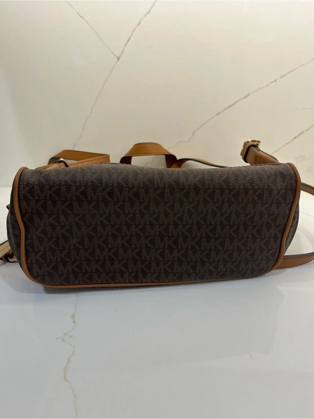 Michael Kors 12” brown