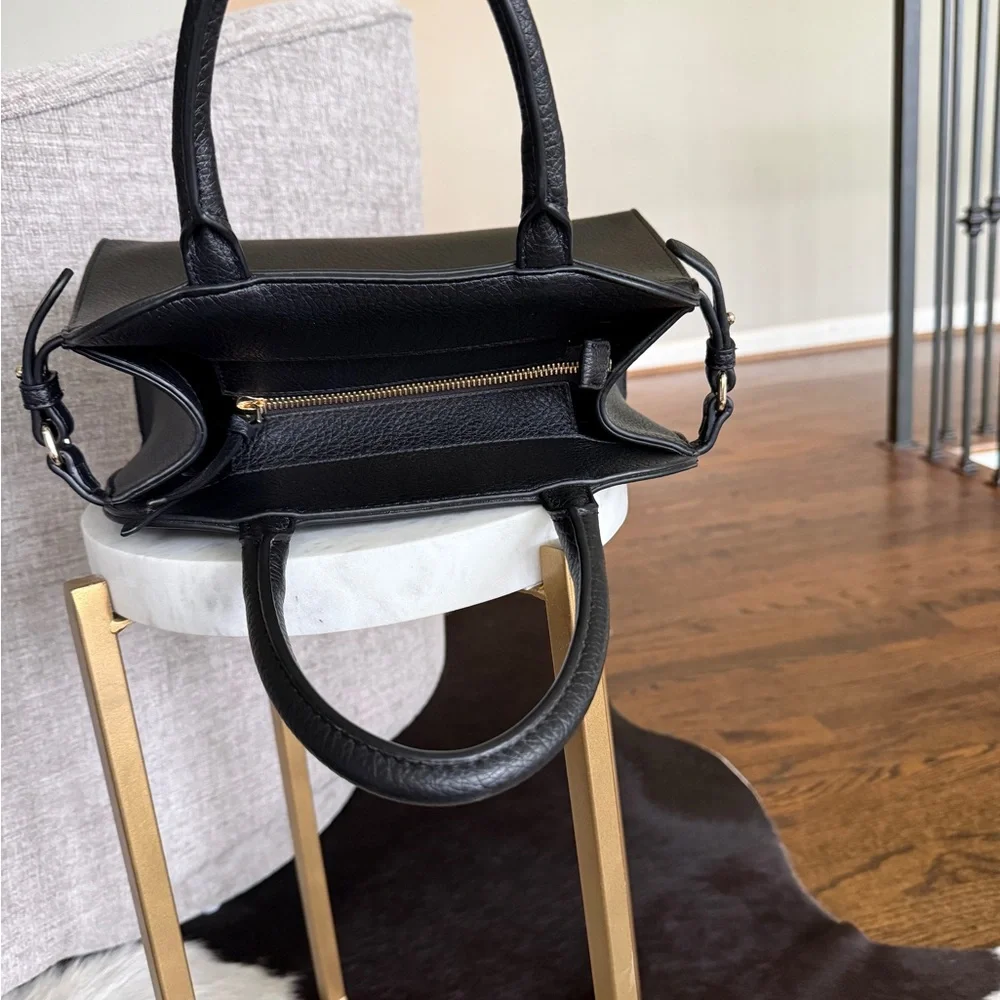Banana Republic elegant black