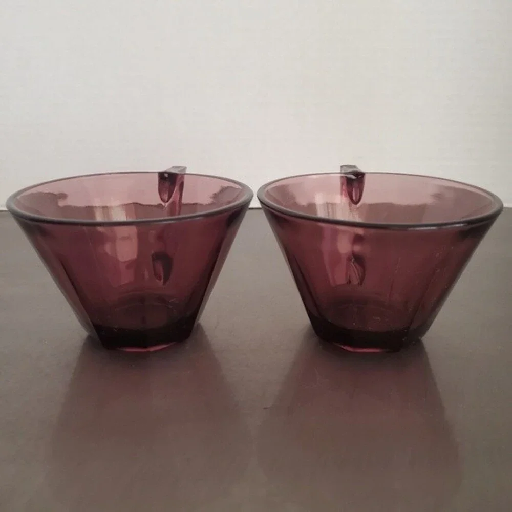 Vintage Hazel Atlas Moroccan Amethyst Purple Glass Cups USA Set of 2