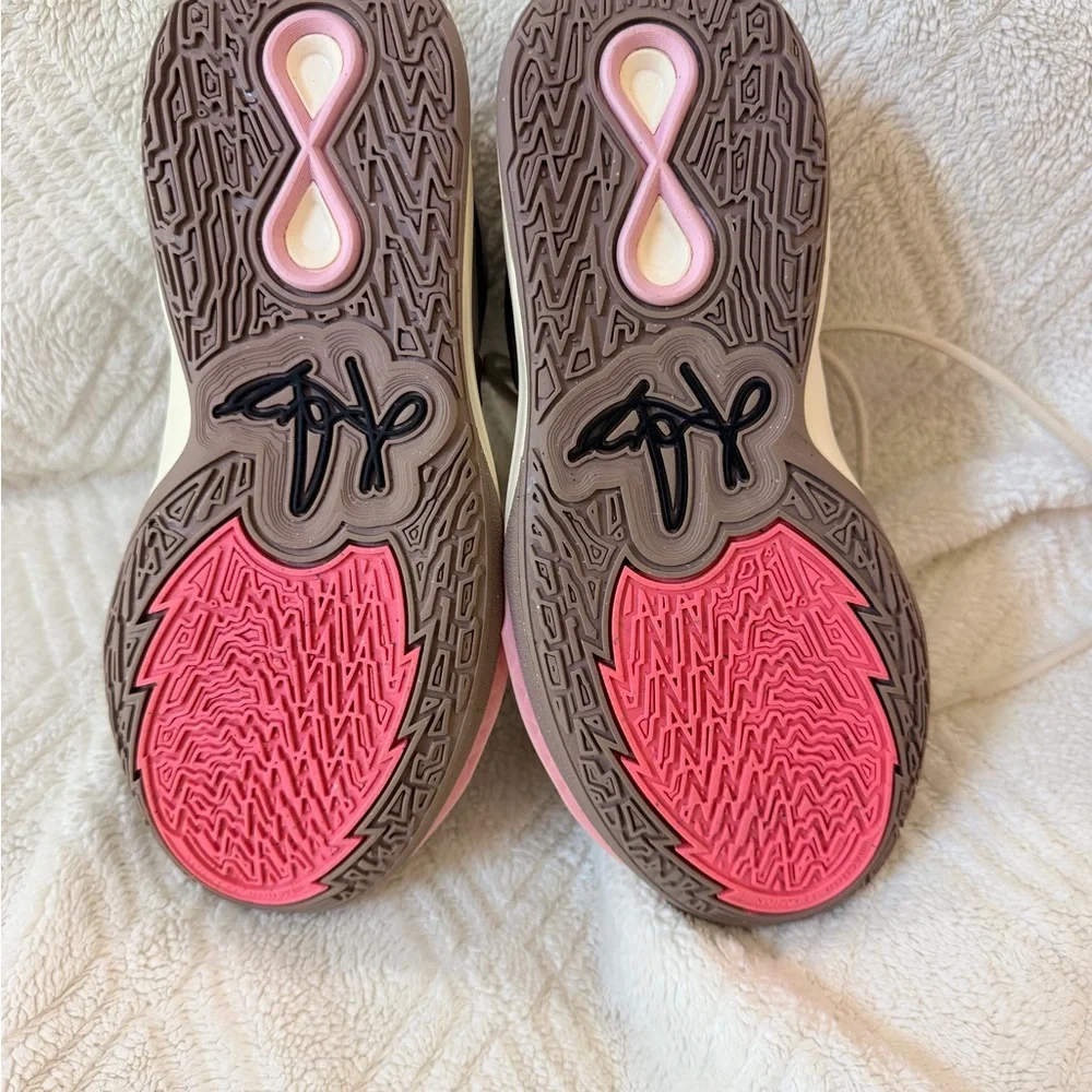 Nike never worn