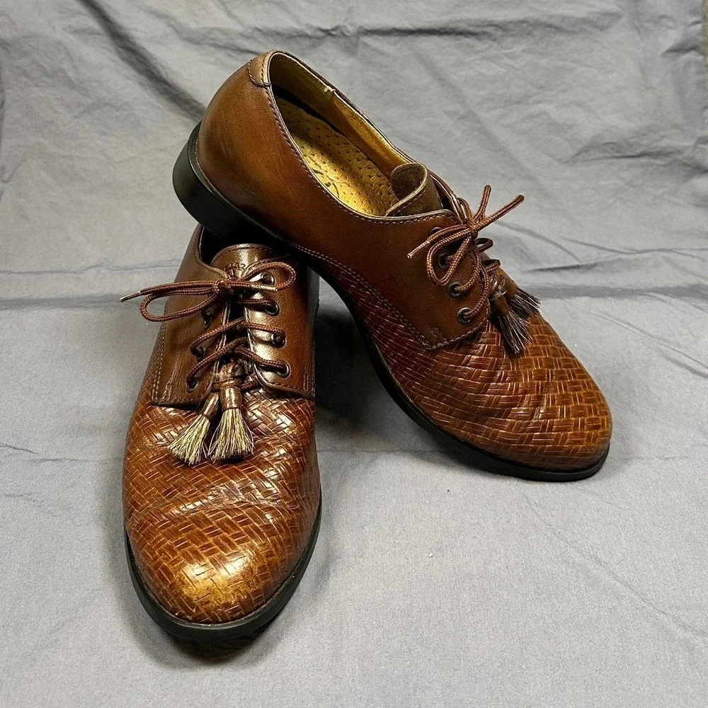 Ariat Brown Woven Leather Oxford Tassel Shoes Women's 7.5B  Western Boho