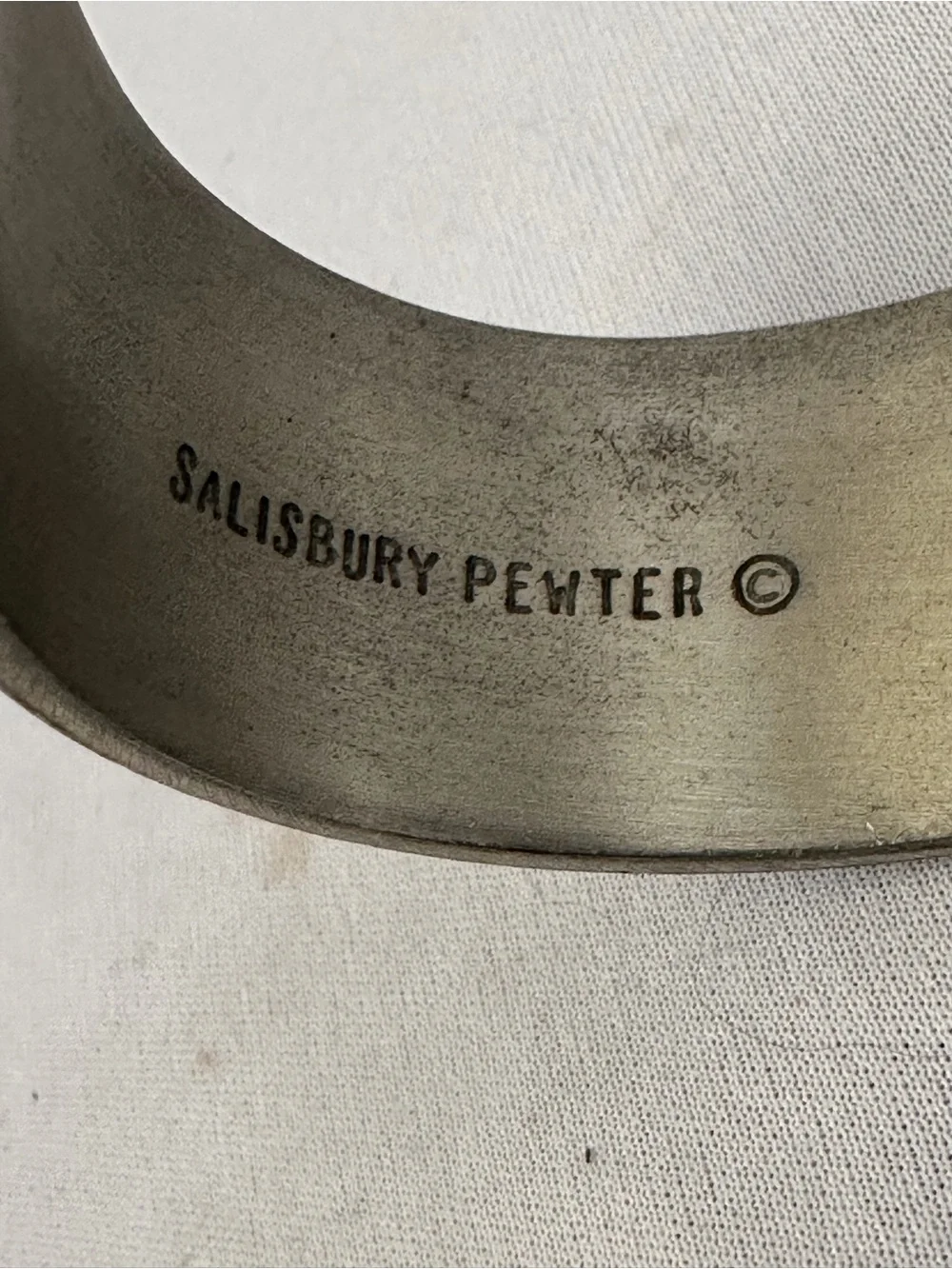 Salisbury Pewter signed salisbury