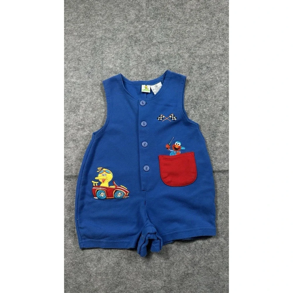 Sesame Street few stains