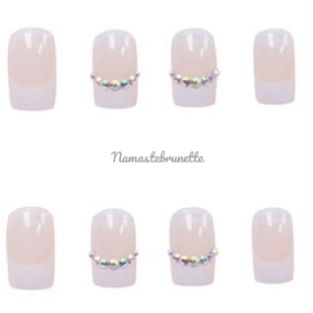 Boutique short nails
