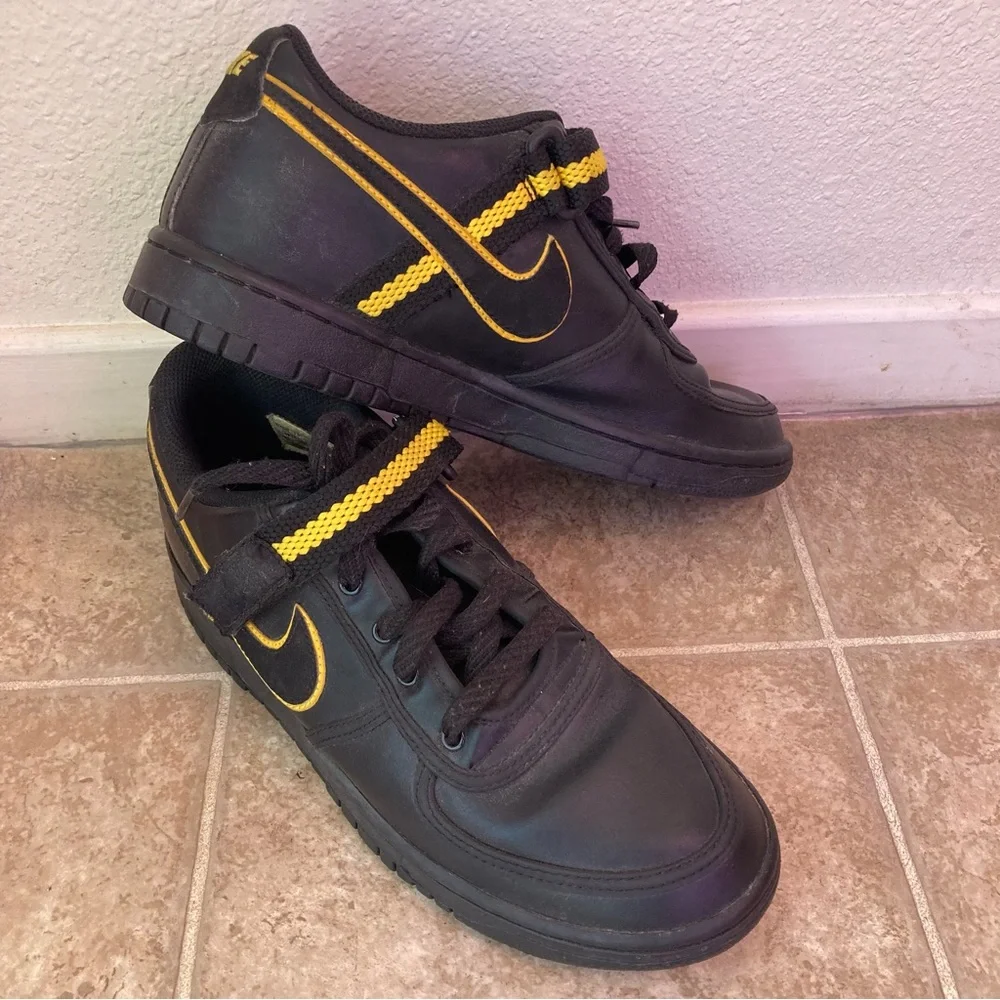 Nike low top