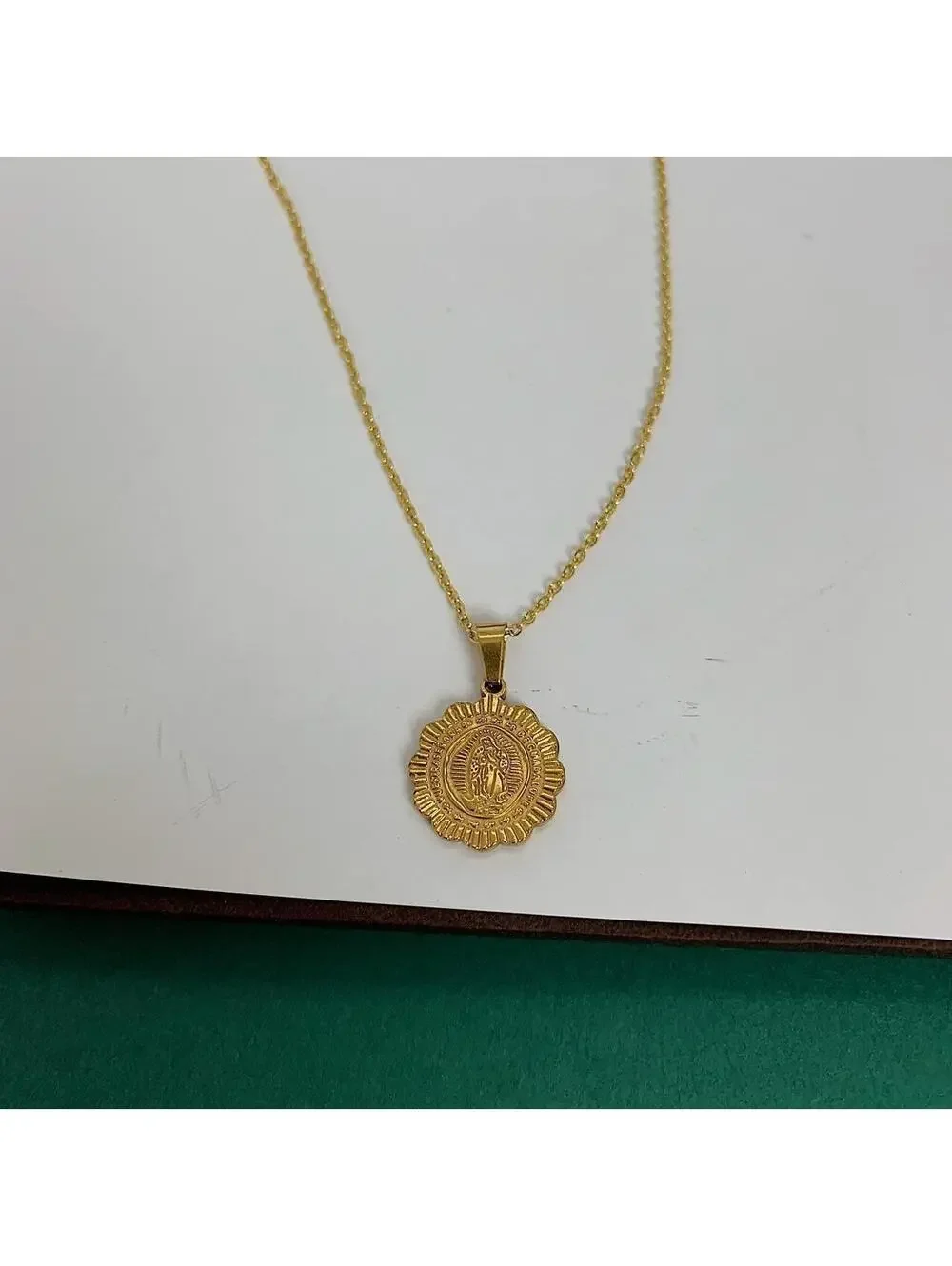 N/A #chain #necklace