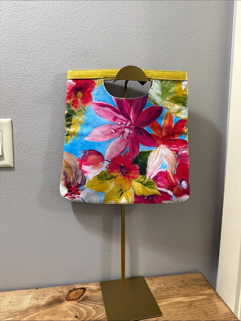 Maurizio Taiuti stunning bag