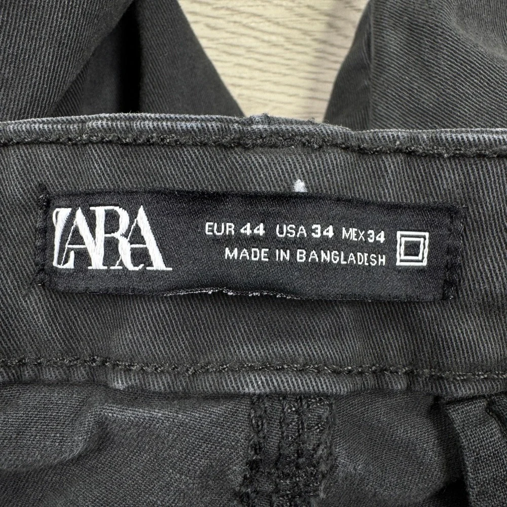 Zara *orders ship