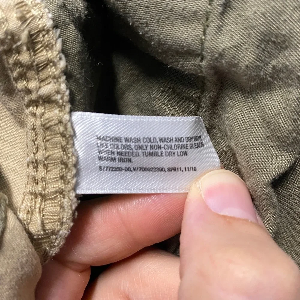 GAP cargo shorts