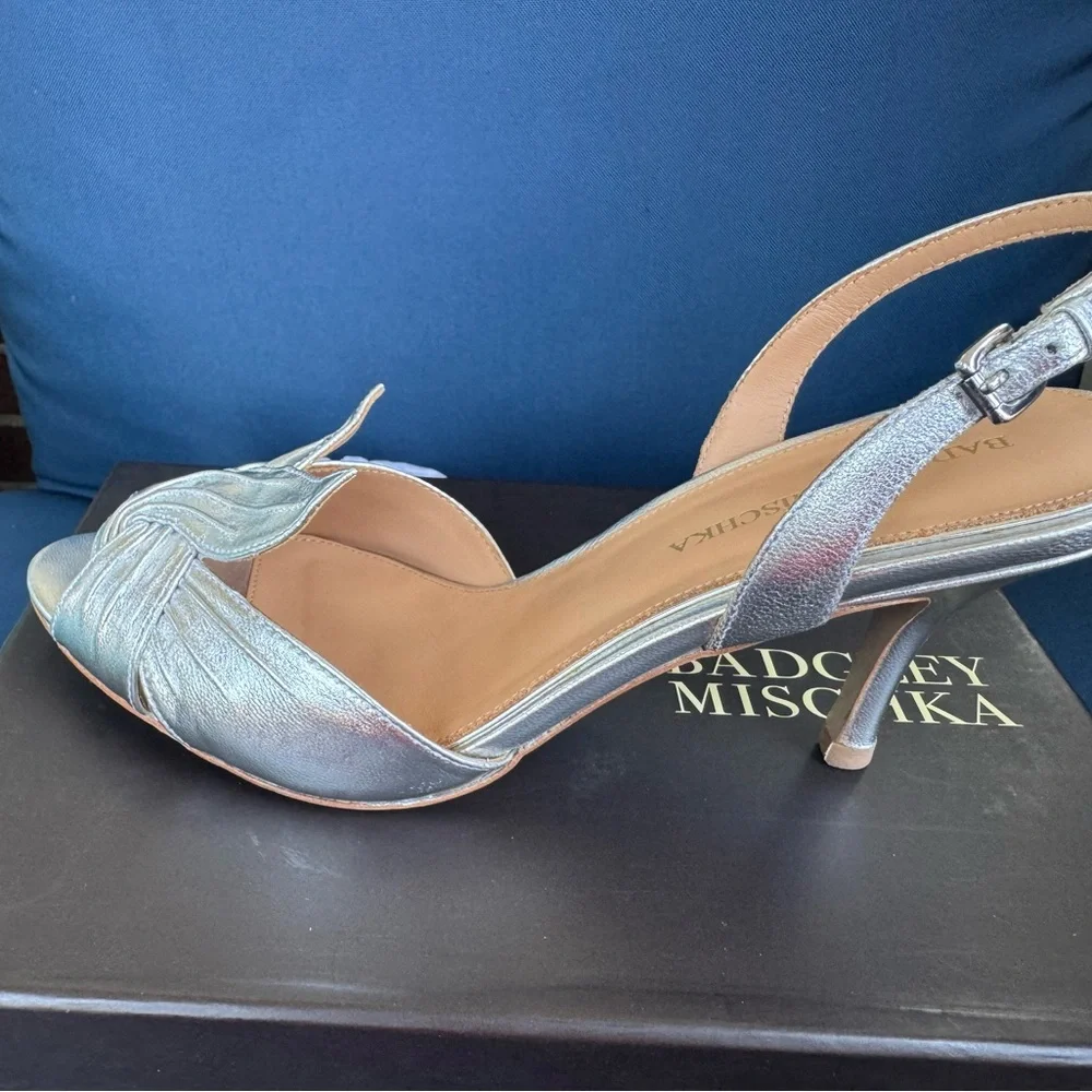 Badgley Mischka designer badgley