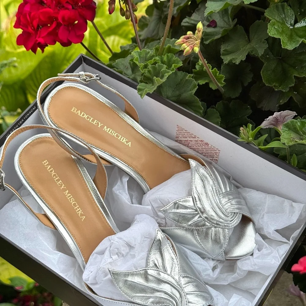 Badgley Mischka designer badgley