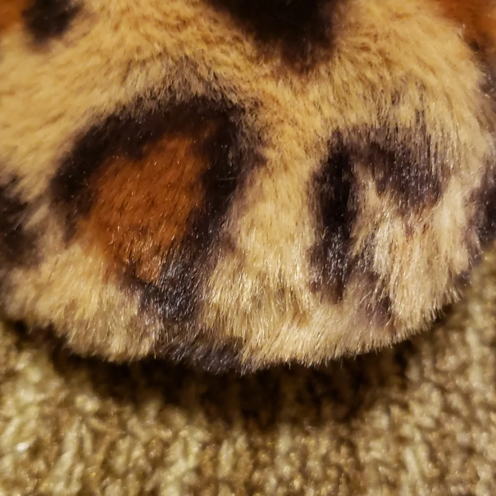 N/A faux fur