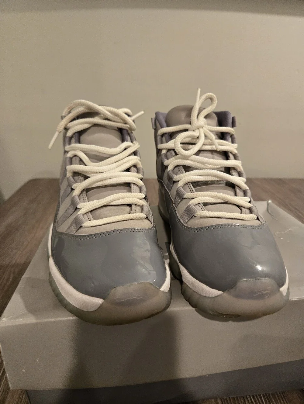 USED Nike Air Jordan 11 Retro Cool Grey Size 9