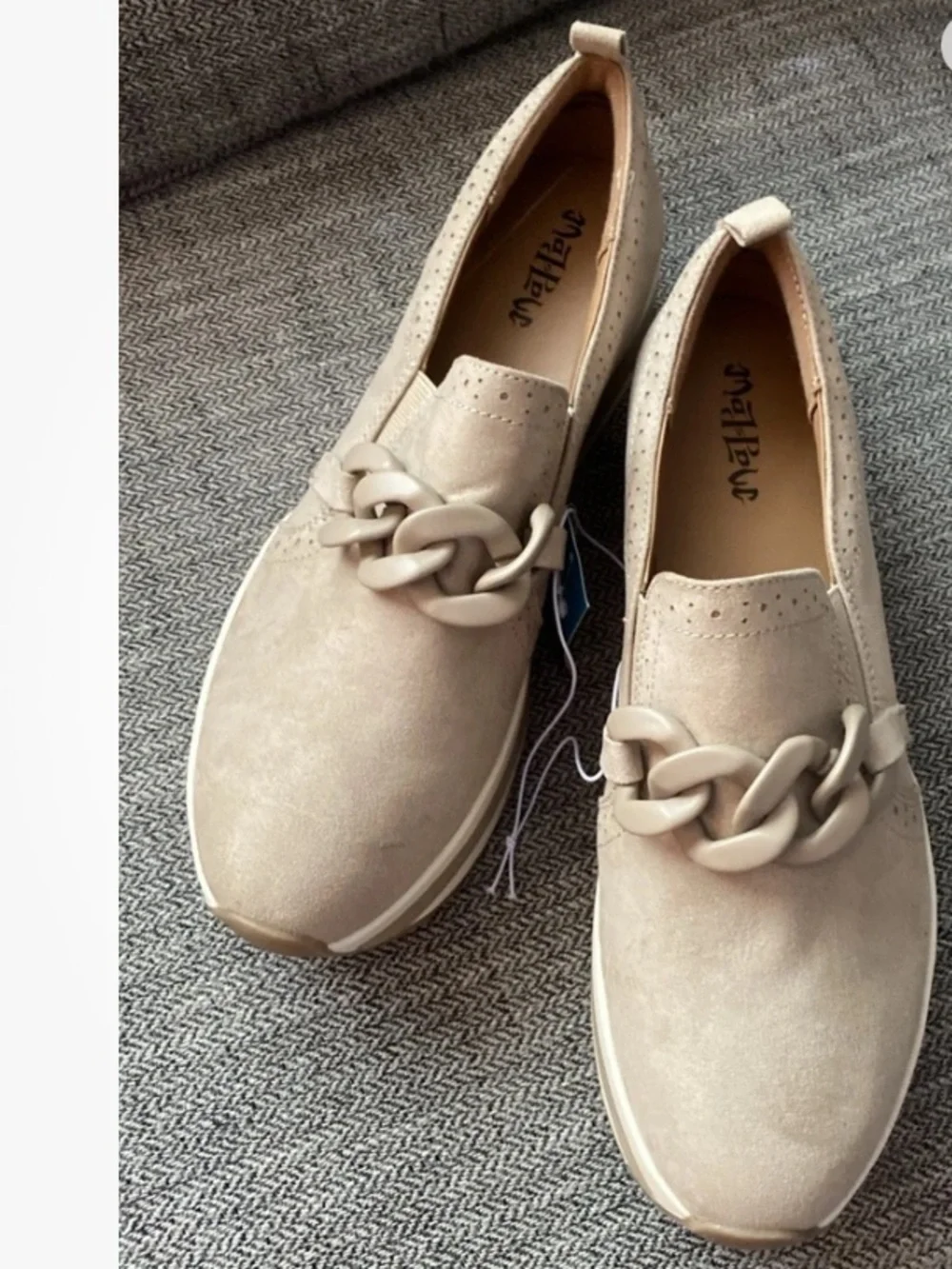 Mad Love neutral platform