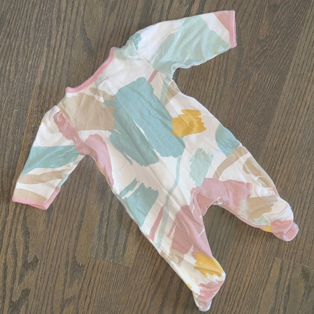 Carter’s Pastel Abstract 2-Way Zip Footie Sleeper Pajamas Baby Girls 3M