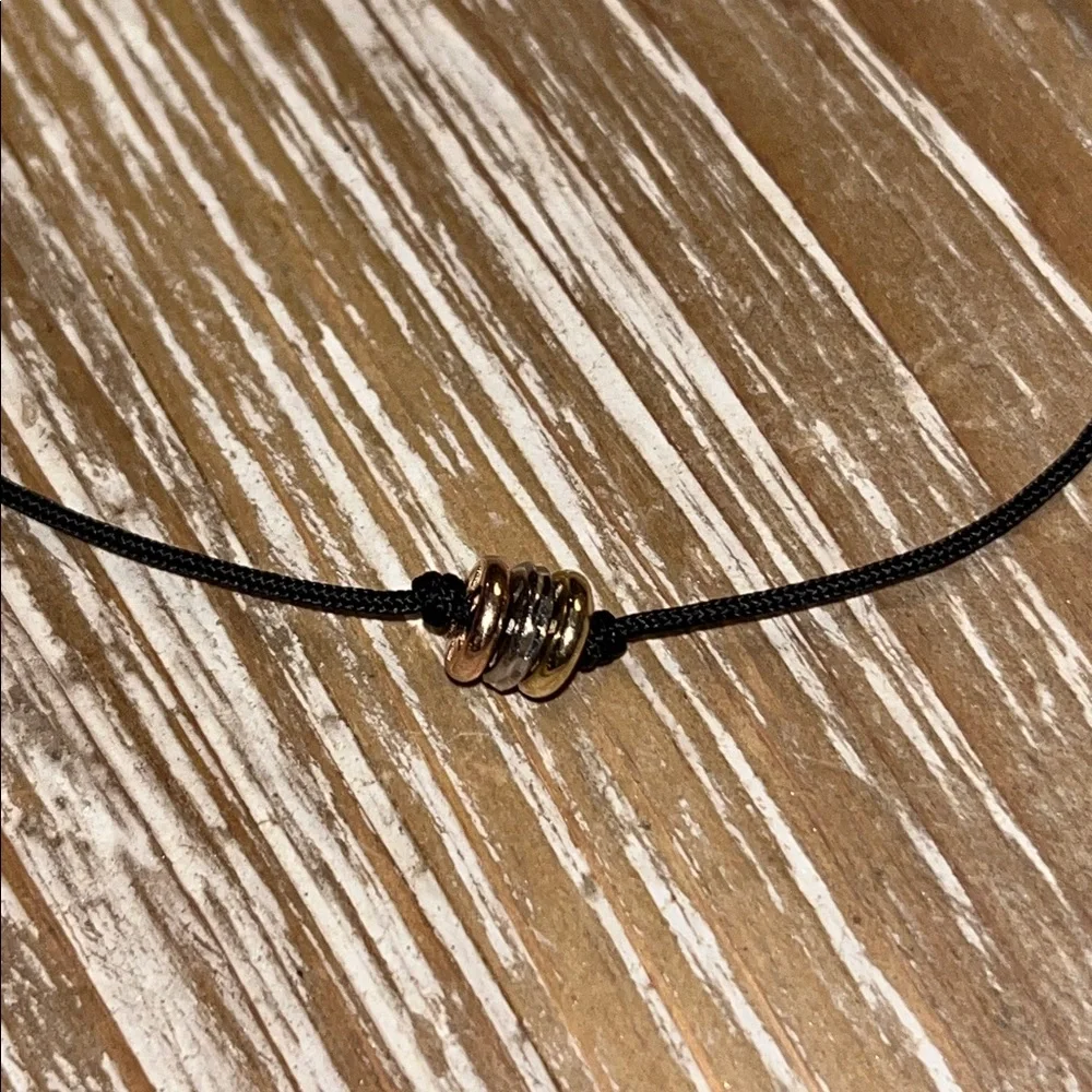 N/A elegant black