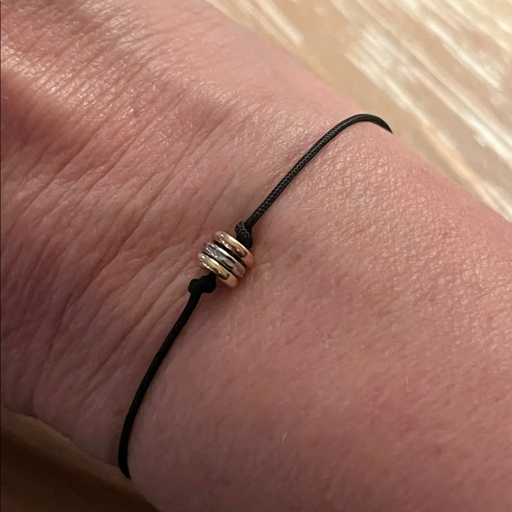 N/A elegant black