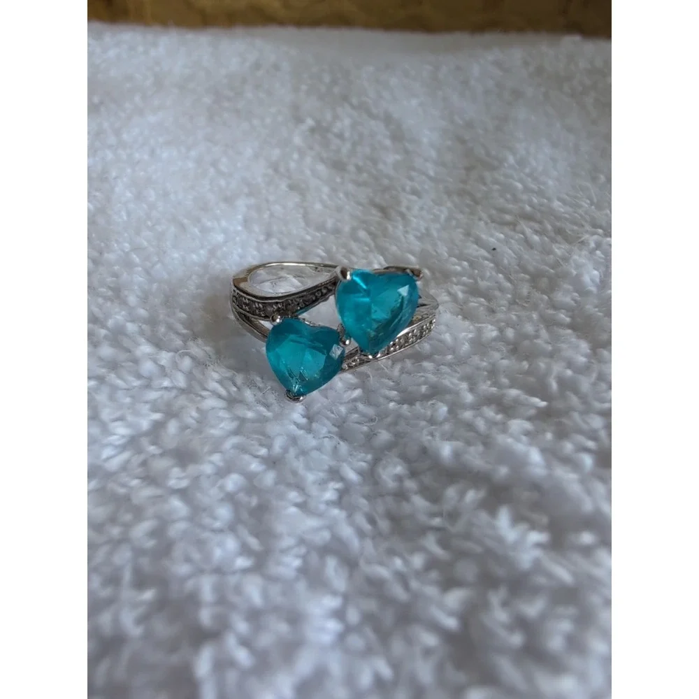The Unbranded Brand blue heart