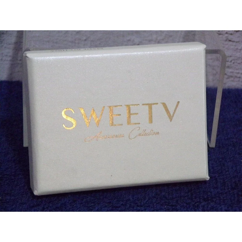 Sweetv accessories collection